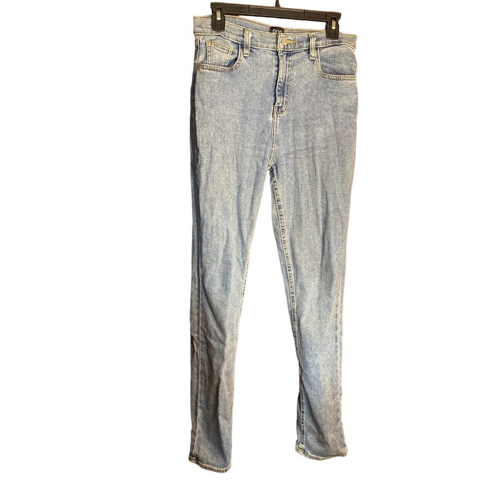 BDG Girlfriend High Rise Jeans 29